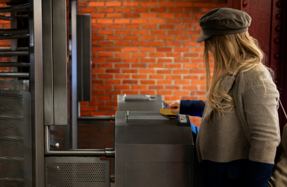 Kartlı Geçiş Sistemleri